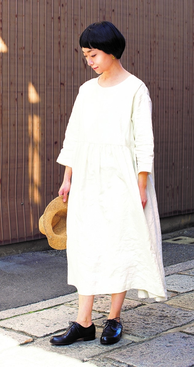美濃羽まゆみ「着心地のよい、 暮らしの服」日本ヴォーグ社