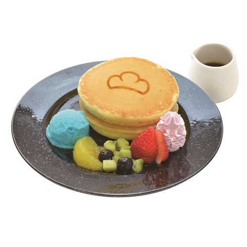 6つ子のパンケーキ （700円） ※アニメイトカフェショップ新宿限定での提供となります