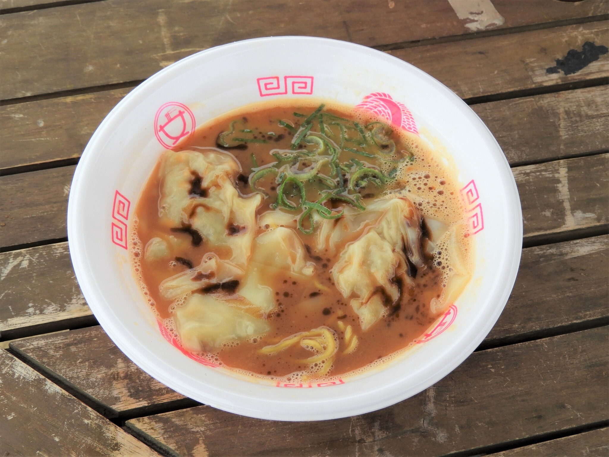 中華そば食堂ＩＫＲ５１『海老味噌ポルチーズワンタン麺』＜大阪＞