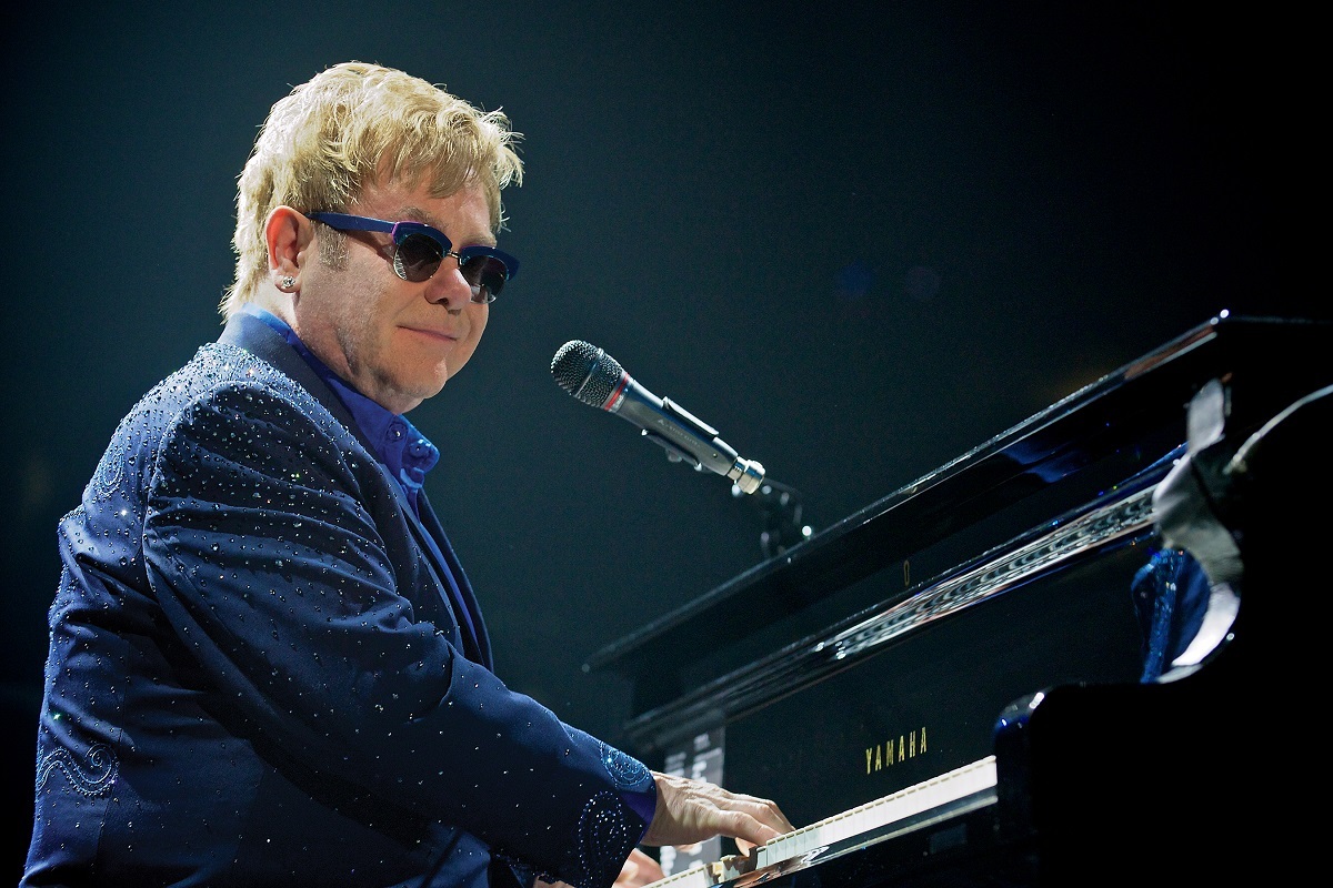 エルトン・ジョン（Elton John） Photo by Andrew Potter