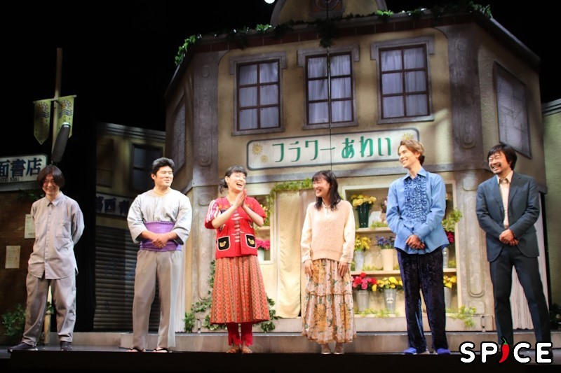 舞台『最高の家出』初日会見　（左から）三浦直之、板橋駿谷、祷キララ、高城れに、東島京、尾上寛之