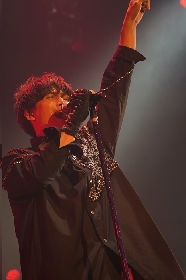 加藤和樹、15周年ライブツアーがスタート　Piano LiveとLive "GIG"ファイナル公演の配信ライブが決定