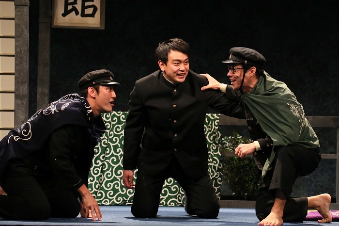 こまつ座『人間合格』より 撮影：宮川舞子
