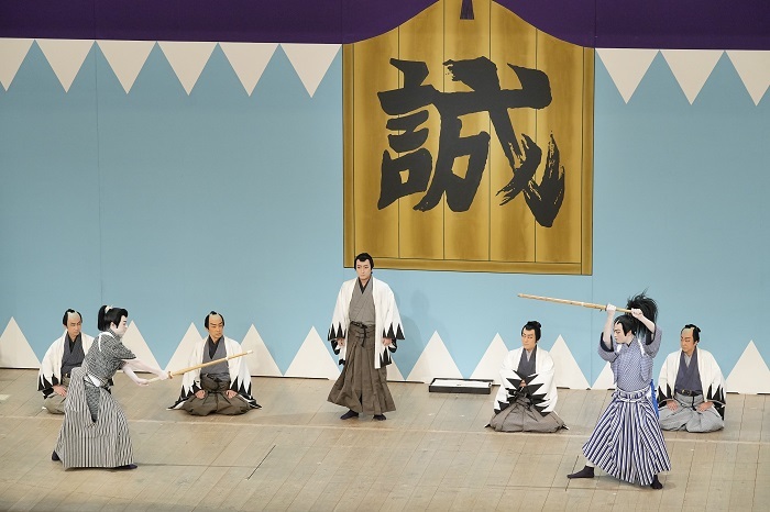 歌舞伎座『新選組』（左より）深草丘十郎=中村歌之助、土方歳三=中村七之助、近藤勇=中村勘九郎、鎌切大作=中村福之助 ／(C)松竹