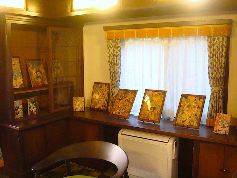 2階の展示室3（旧書斎）では、装幀の仕事を紹介