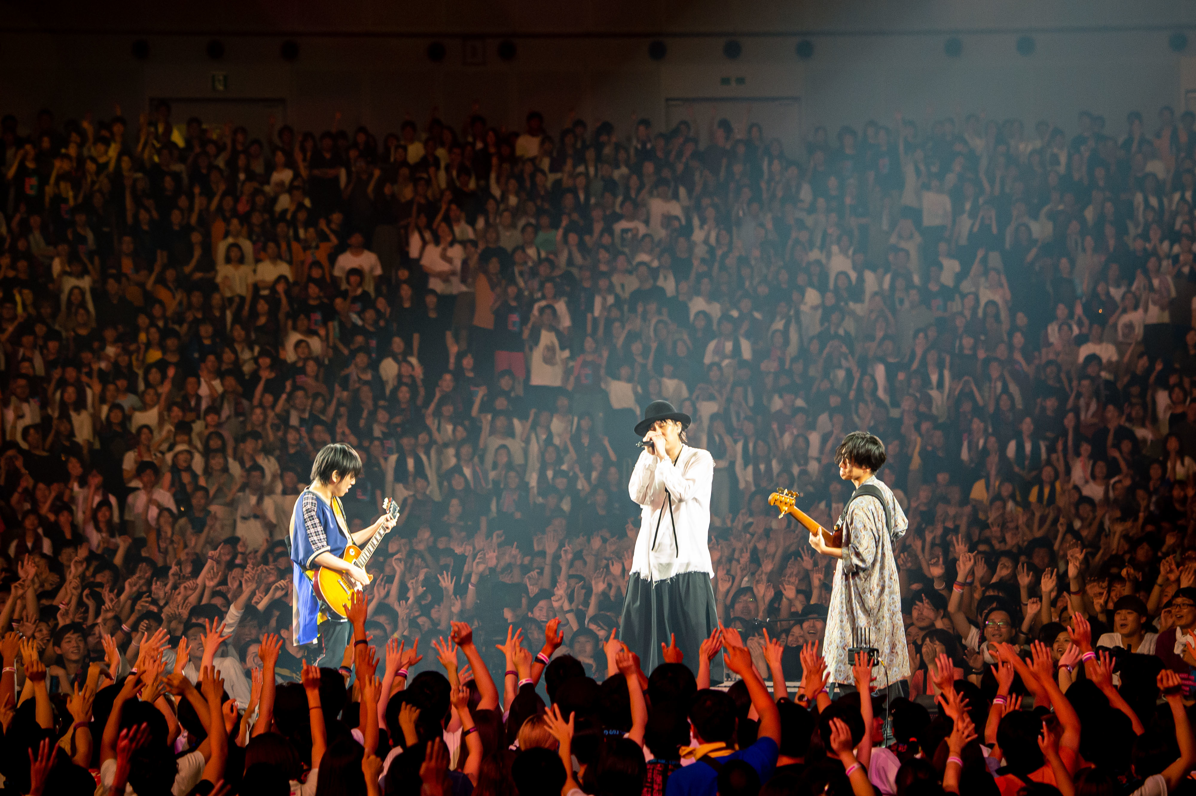 RADWIMPS Photo by Takeshi Yao