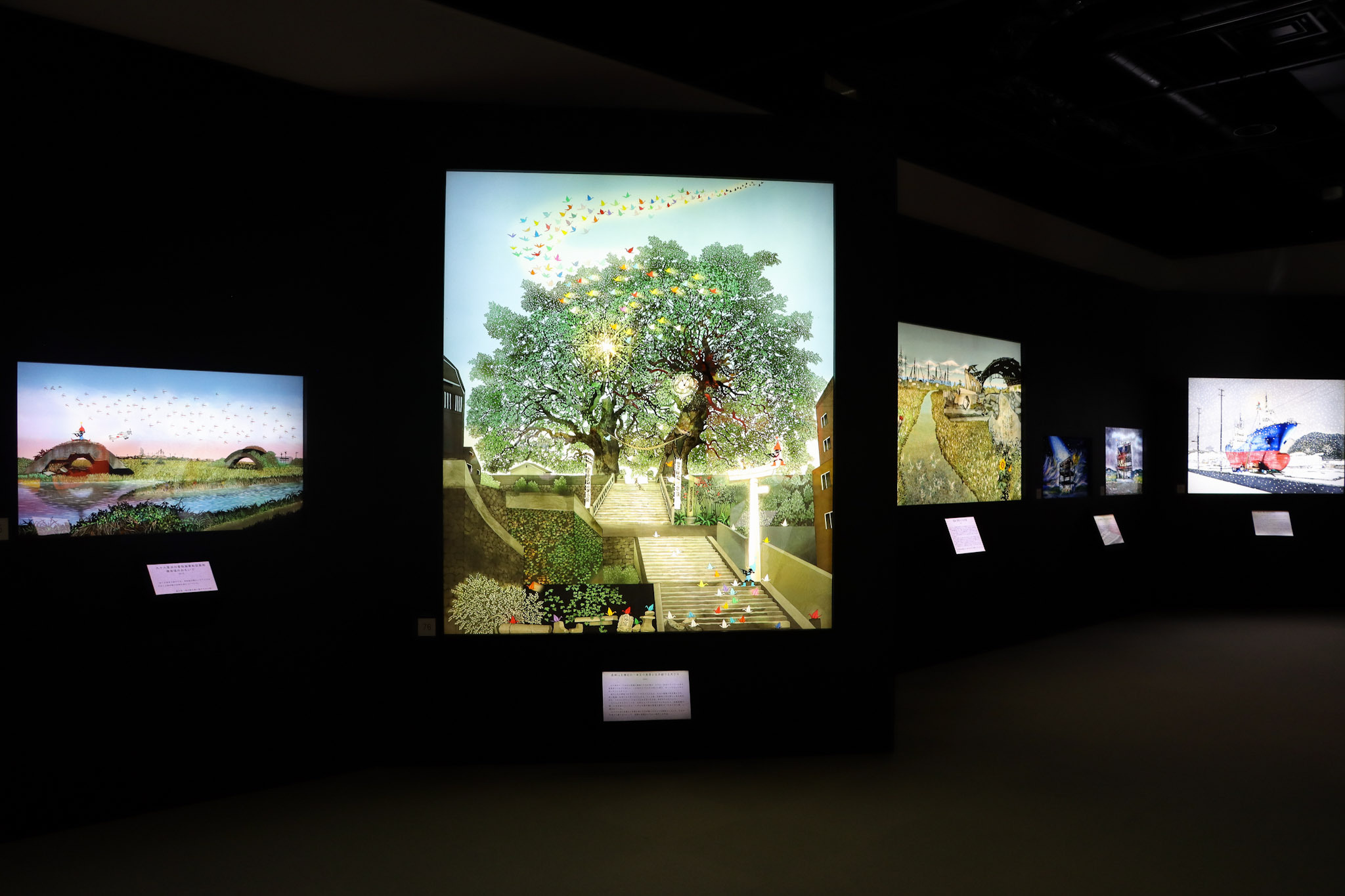 戦争や東日本大震災を題材にした作品