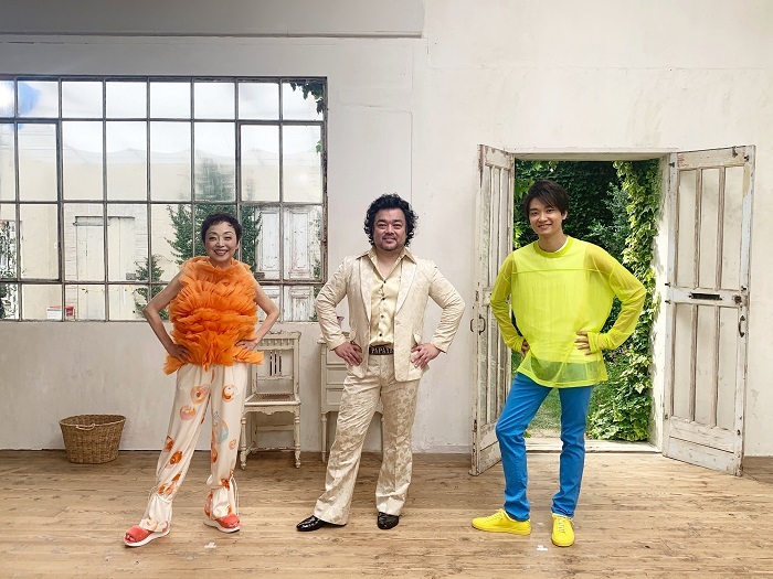 （左から）クミコ、パパイヤ鈴木、井上芳雄