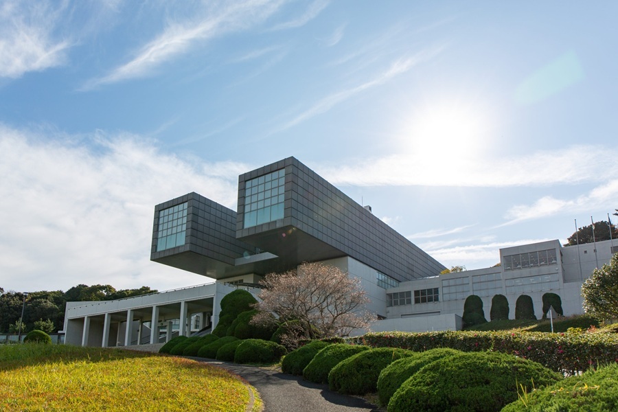 北九州市立美術館