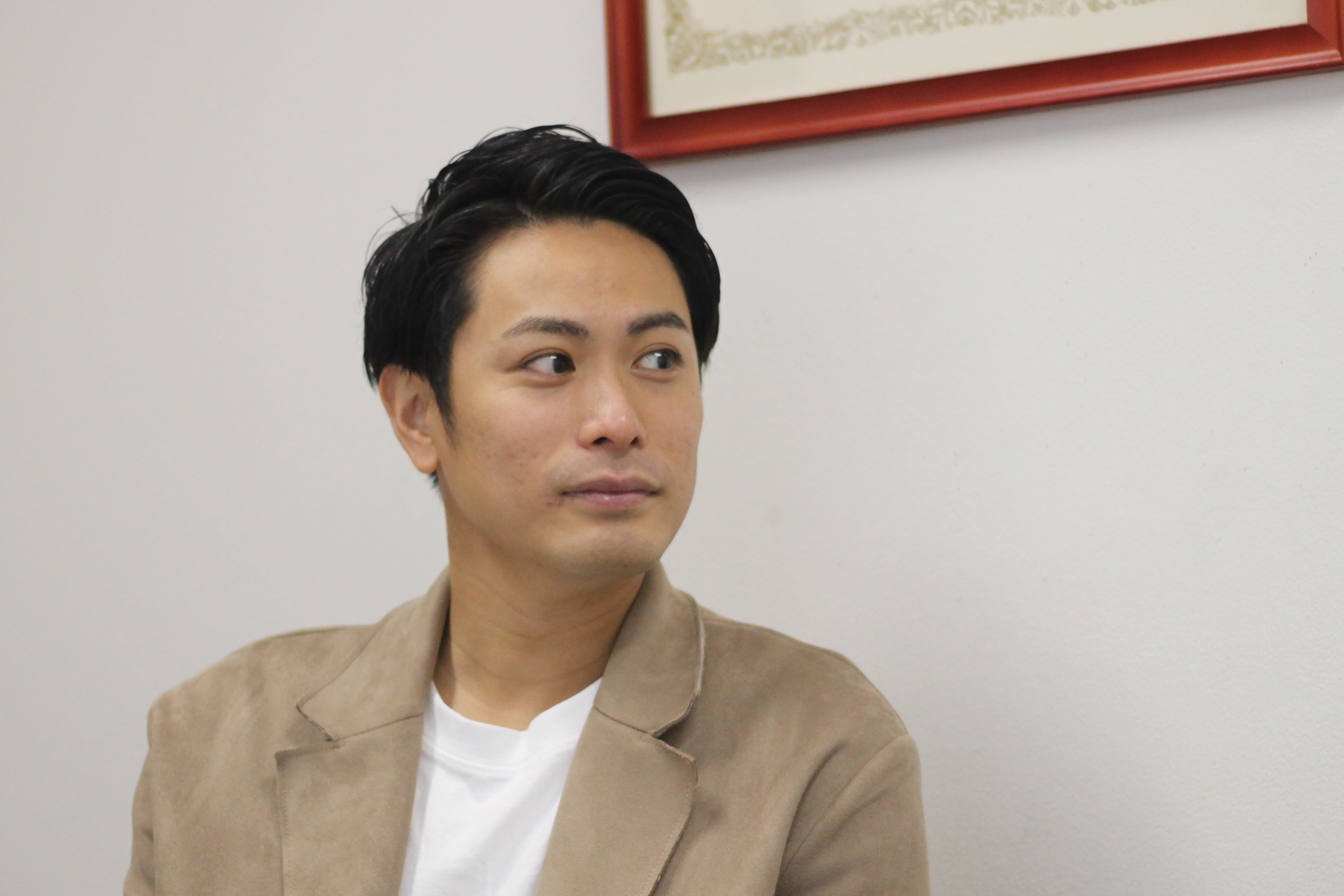 祖母の農園を継ごうとする長男・博徳役の越塚学