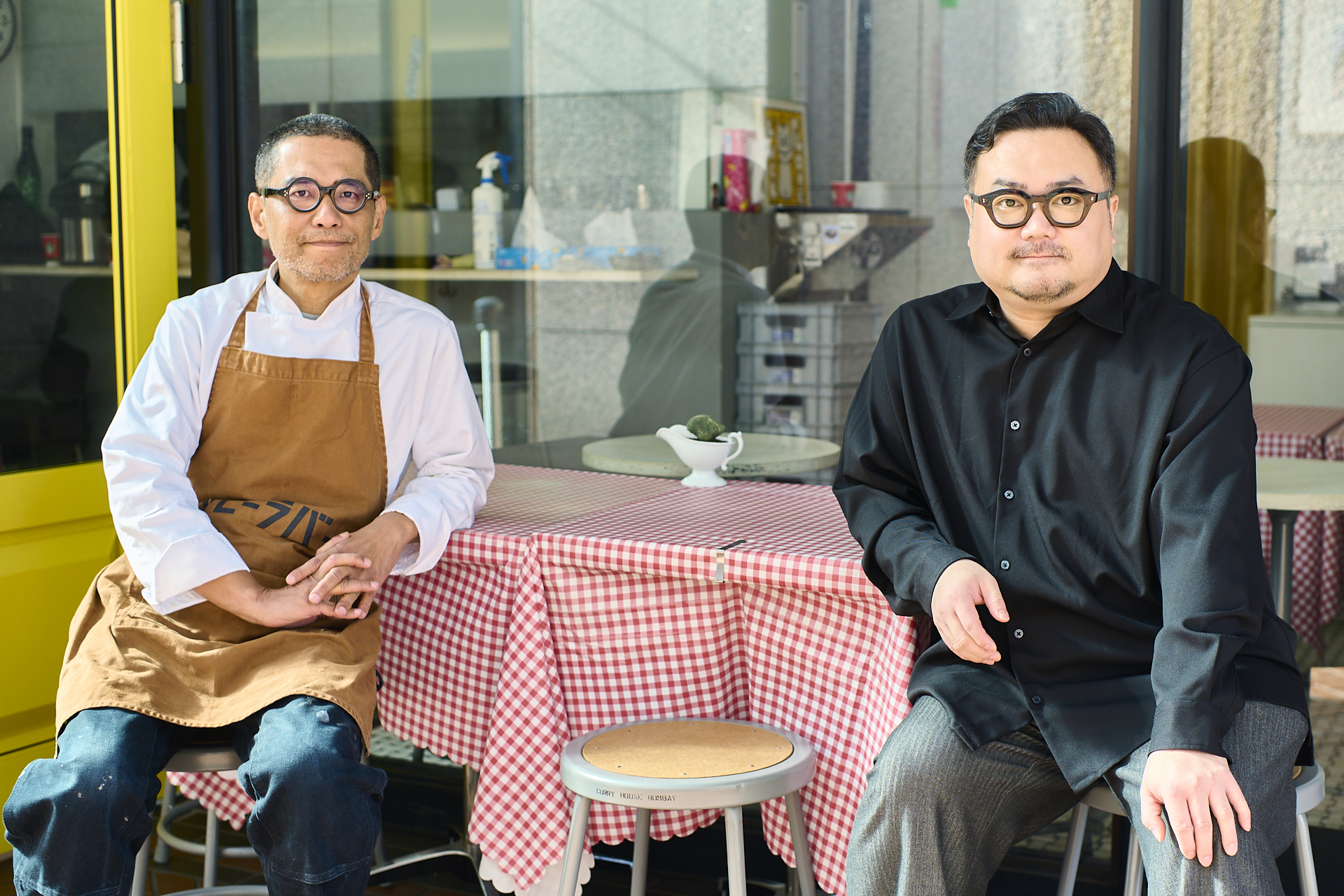 休日課長、カレー専門店・ボンベイのマスター磯野氏