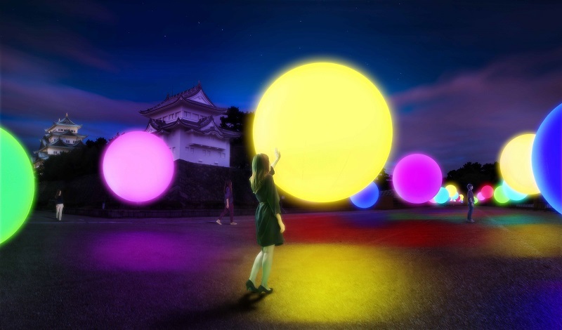 「チームラボ 浮遊する、呼応する球体 - 名古屋城」イメージ