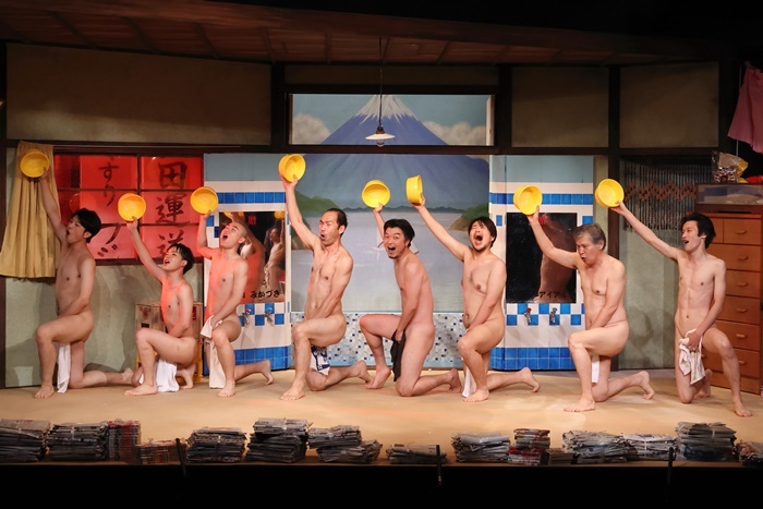 南河内万歳一座『二十世紀の退屈男』（2022年）。 ［撮影］面高真琴