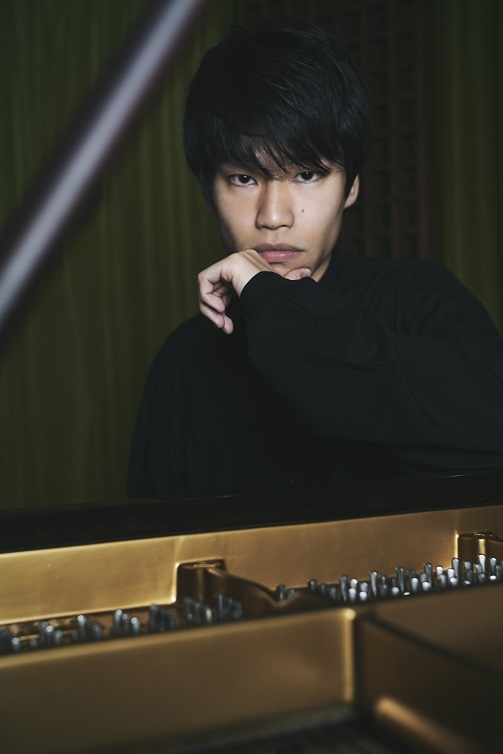 メンデルスゾーン　ピアノ協奏曲第1番のソリスト　務川慧悟 (c)Yuji Ueno