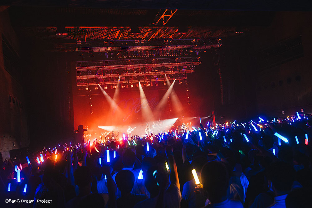 写真：ハタサトシ　(C)BanG Dream! Project