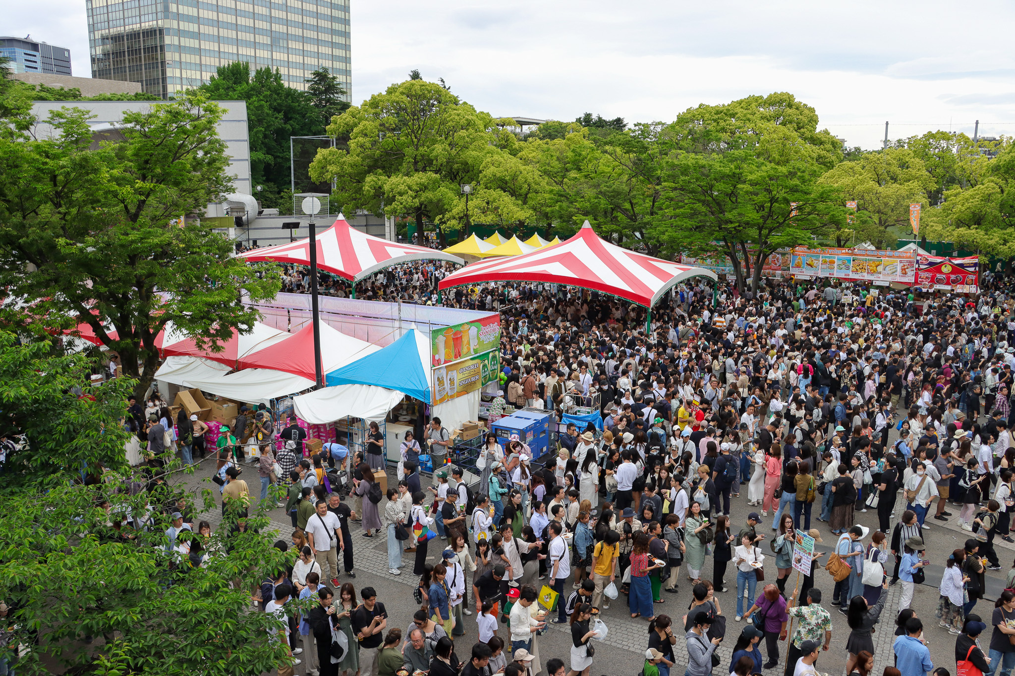 のべ30万人以上が駆けつける