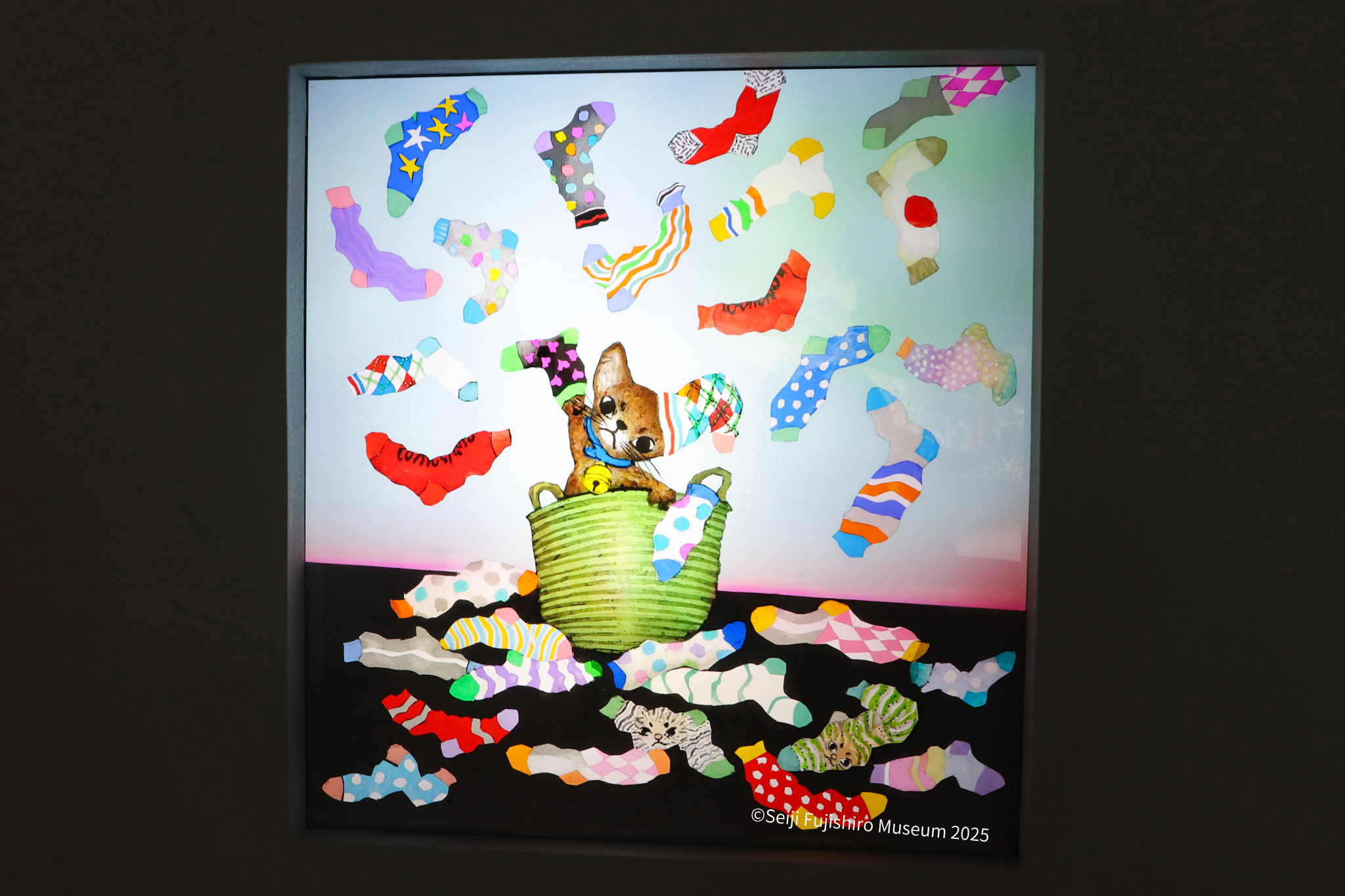 「気ままなアビーの靴下えらび」