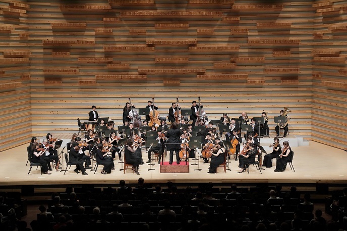 本拠地 豊中市立文化芸術センターで演奏する日本センチュリー交響楽団