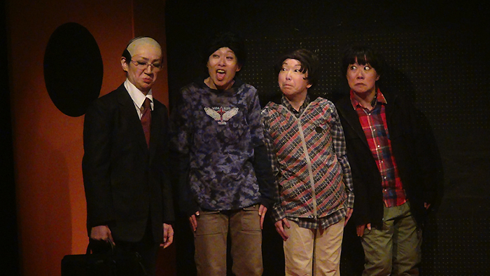 過去公演『四半世紀の大失態』舞台写真