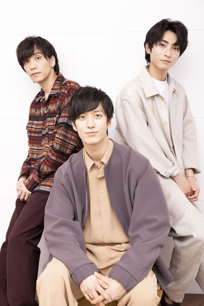 （左から）平間壮一、水田航生、木村達成　