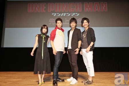 『ワンパンマン』先行上映会で古川さんが3枚の瓦をワンパンで割る！