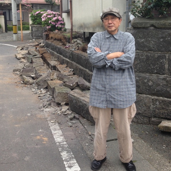 天野天街　熊本市内にて（撮影：小林夢二）