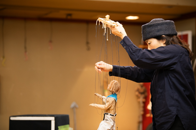 ご自宅では、夫・太川陽介さんも人形を遣ってみたのだそう。「私よりも上手いんです！」と藤吉さんは悔しそうに笑っていました。