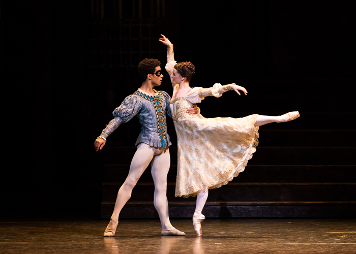 Marcelino Sambé as Romeo and Anna Rose O'Sullivan as Juliet in Romeo and Juliet  © 2019 ROH. Photograph by Helen Maybanks 