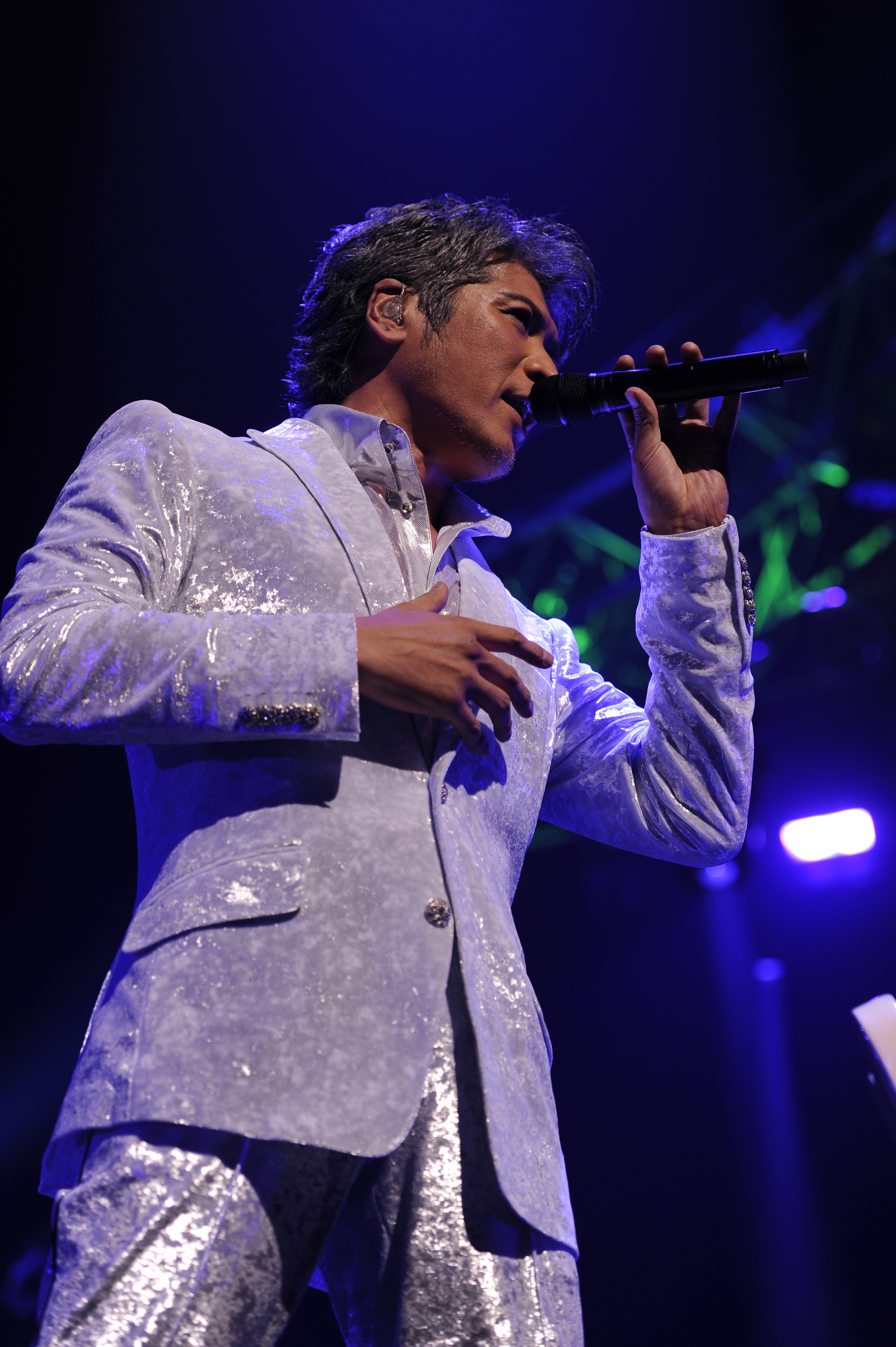 【WOWOW】吉川晃司 横浜アリーナLIVE 「KEEP ON KICKIN' & SINGIN'!!!!!」