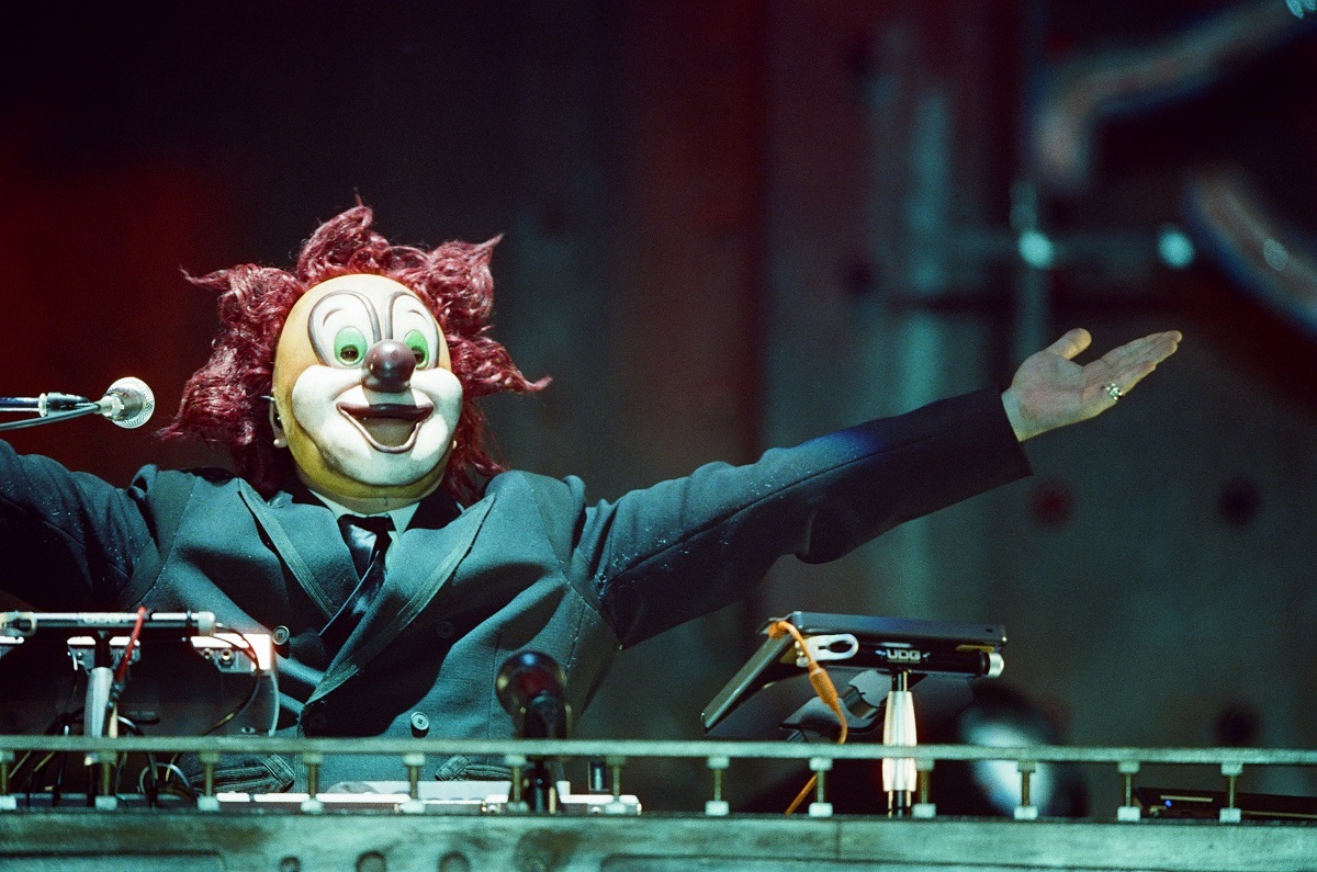 SEKAI NO OWARI