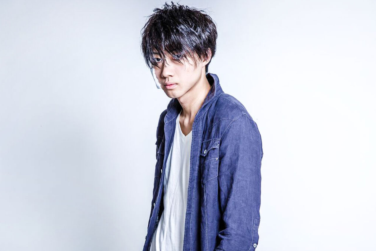 小坂涼太郎・アキラ 役