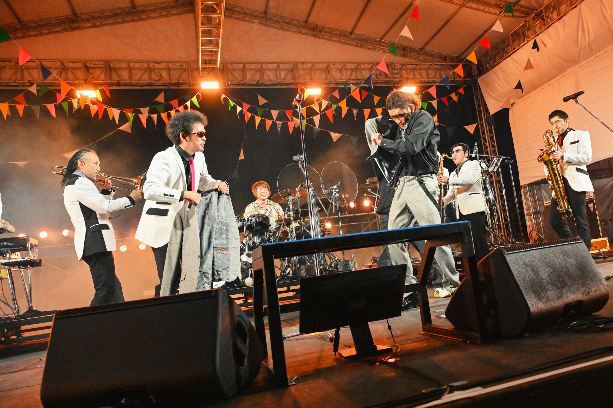 東京スカパラダイスオーケストラ×奥田民生×TOSHI-LOW（BRAHMAN）