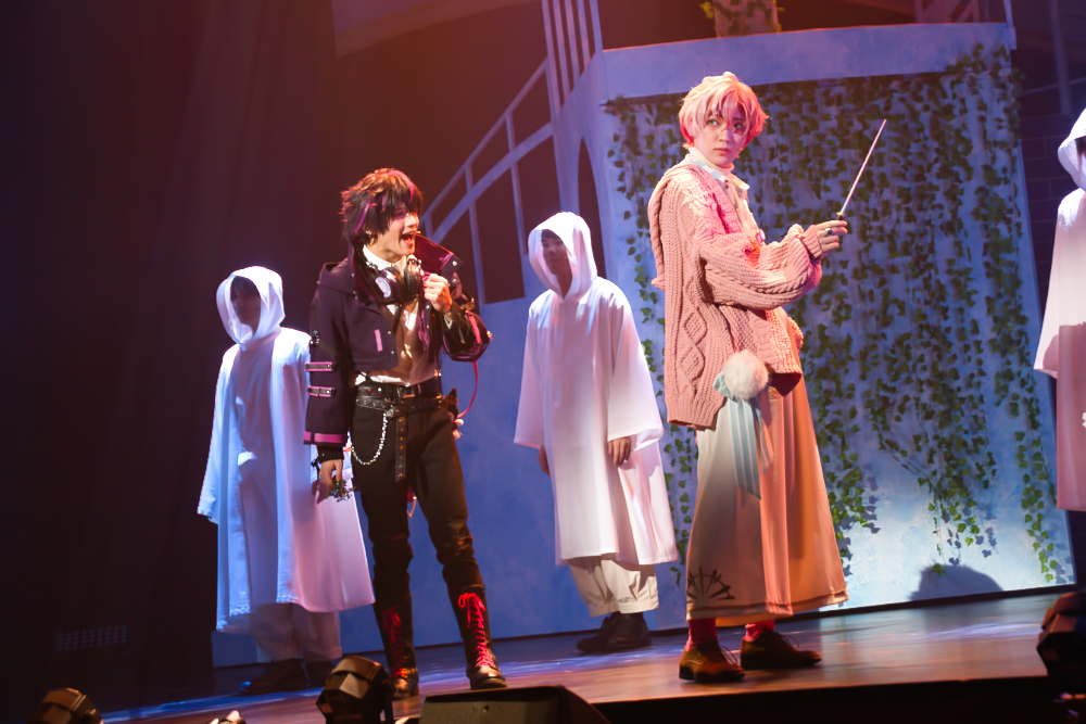 クロード役の広井雄士、メロルド役の安藤夢叶（ミュージカル『フラガリアメモリーズ』～Promise of Love～ゲネプロ）