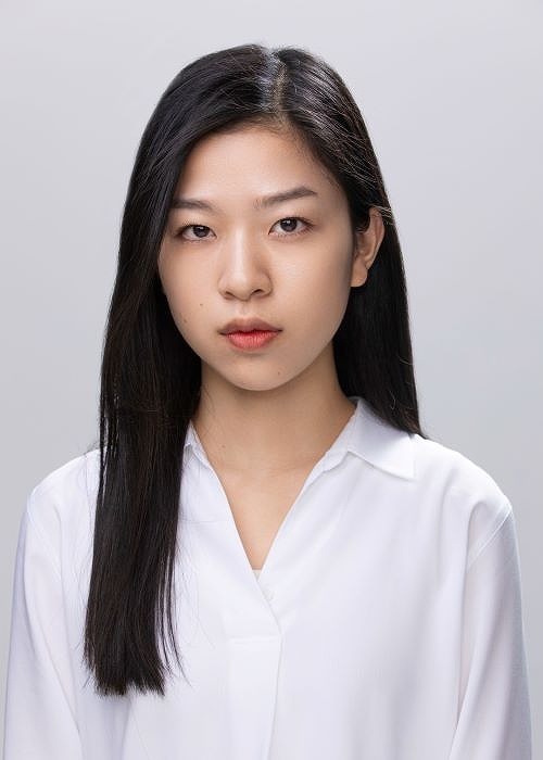 秘書：木村真梨子