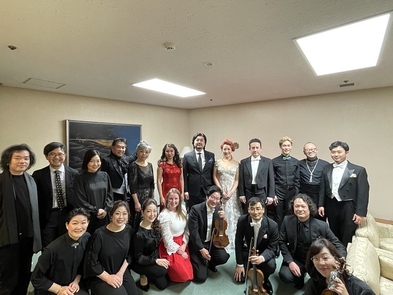 ドヴォルザーク歌劇『ルサルカ』出演者と音楽スタッフ（2023.2.5 ザ・シンフォニーＨ） 写真提供：大阪交響楽団