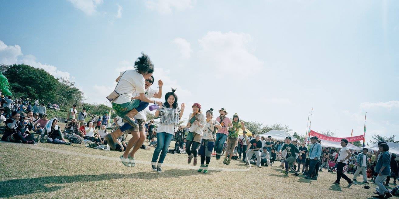 写真＝宇宙大使★スター、SEIJI MATUZAKI