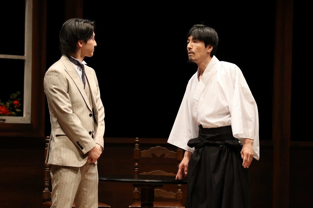 悪童会議 第三回公演『見よ、飛行機の高く飛べるを』舞台写真