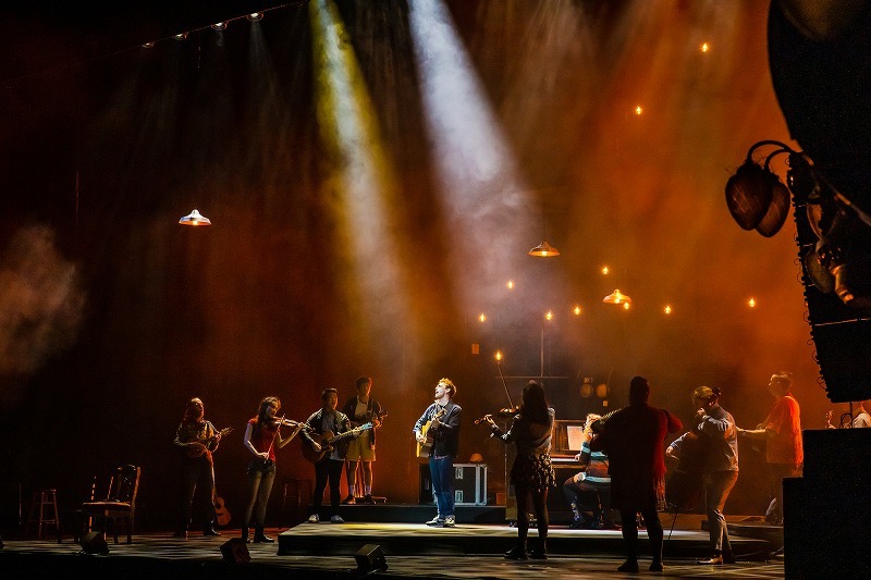  Danny Kaan: Stage Photos from the London production in March 2023
