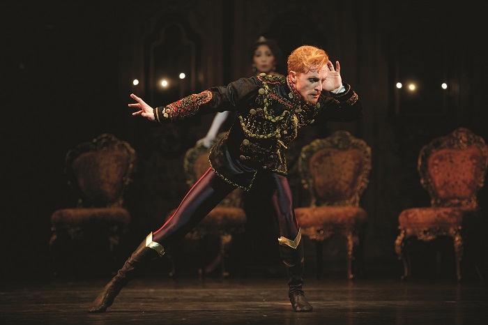 うたかたの恋 MAYERLING Steven McRae as Crown Prince Rudolf in Kenneth MacMillans production of Mayerling for The Royal Ballet