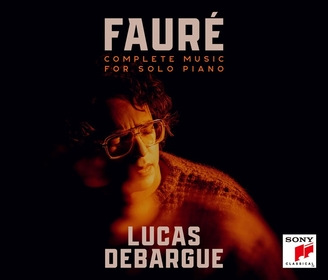 フランス気鋭のリュカ・ドゥバルグ、『フォーレ：ピアノ独奏曲全集』国内盤を世界に先駆けリリース
