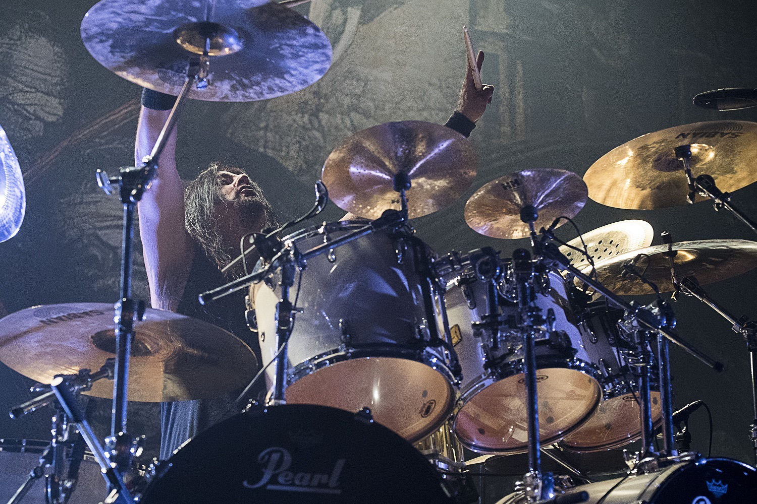 TESTAMENT 写真: Mikio Ariga 協力：Ward Records