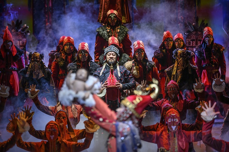 『The Mongol Khan』Photo：Katja Ogrin