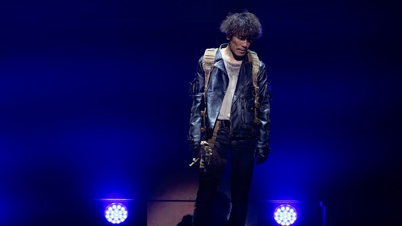 (C)飯野高拓・角田大樹