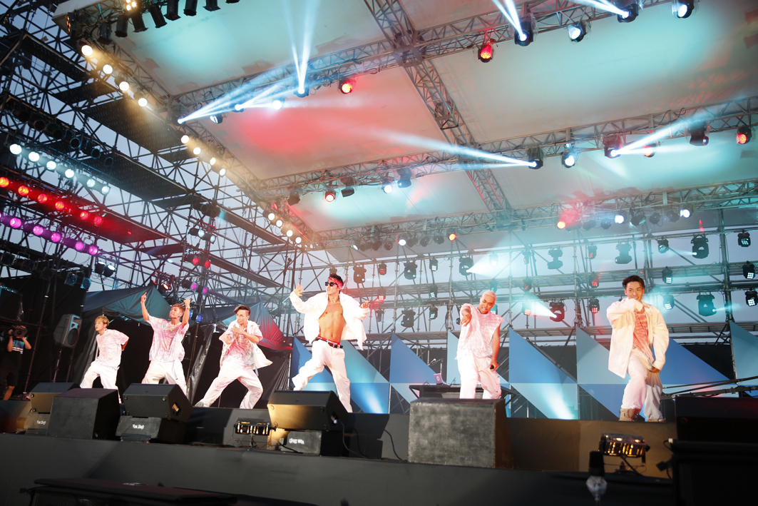 EXILE THE SECOND、AKIRA PHOTO：山内洋枝