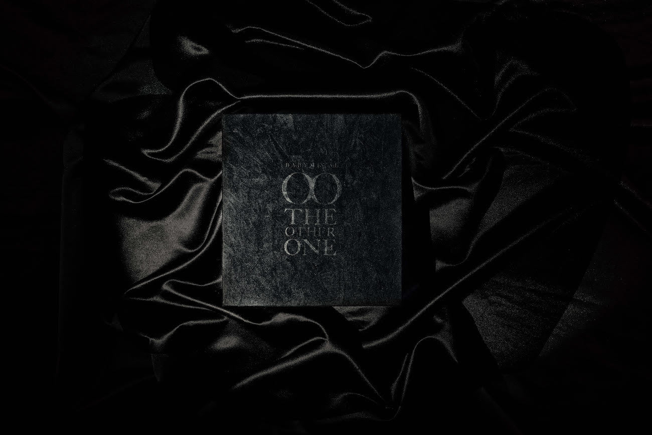 『THE OTHER ONE – BLACK BOX』