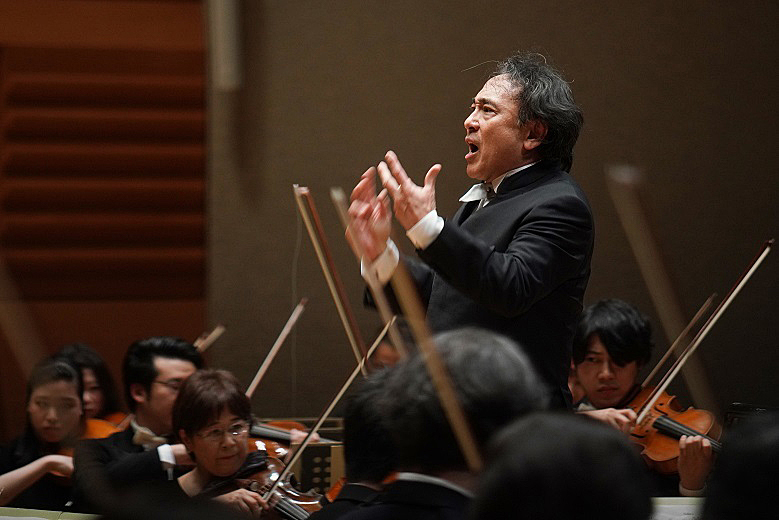 大阪交響楽団 常任指揮者に就任する山下一史 (2022年4月から）