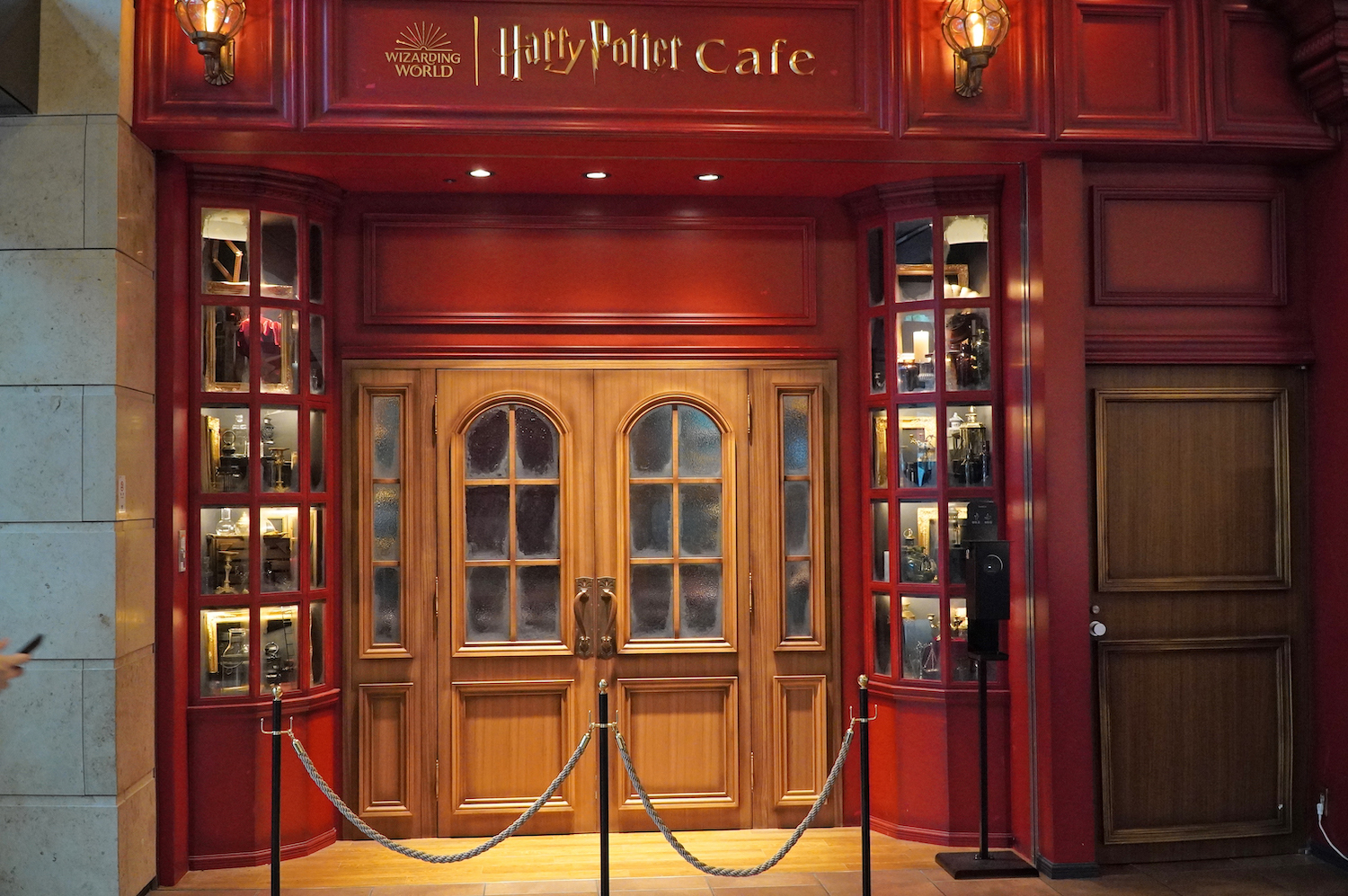 『Harry Potter Cafe』入口（赤坂Bizタワー１階）