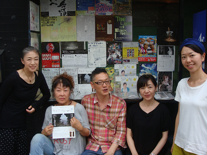 左から・伊藤みづめ、火田詮子、港大尋、咲田とばこ、安藤鮎子