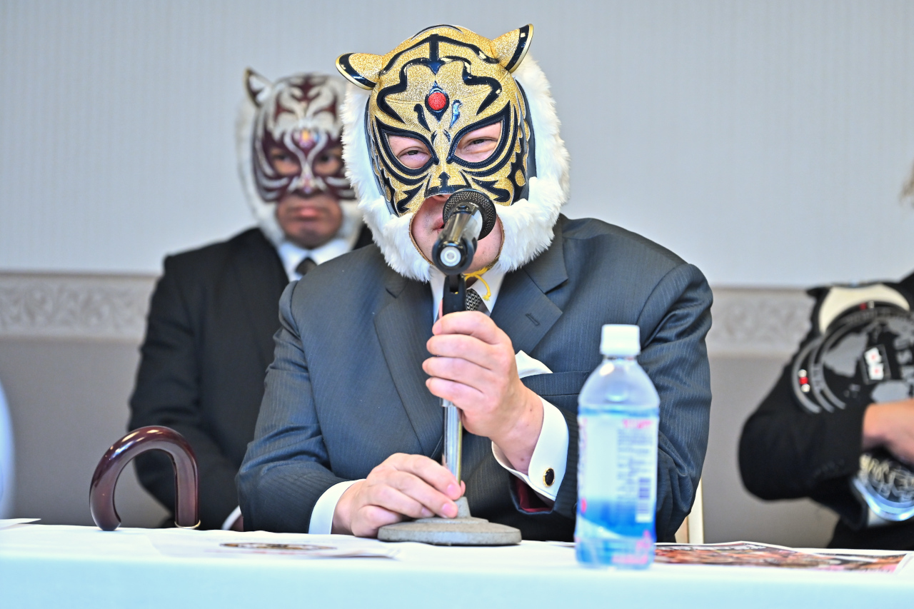 初代タイガーマスク”佐山サトルがアントニオ猪木さんへ追悼の30