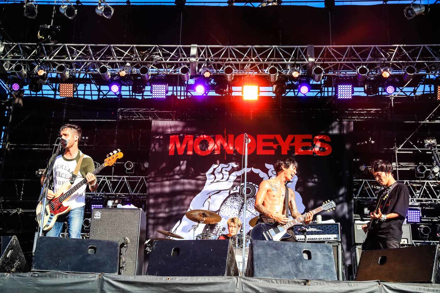 MONOEYES